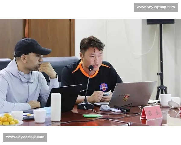 喀什杯青少年足球发展交流会:丝路青训新起点 喀什杯青少年足球发展交流会:丝路青训新起点